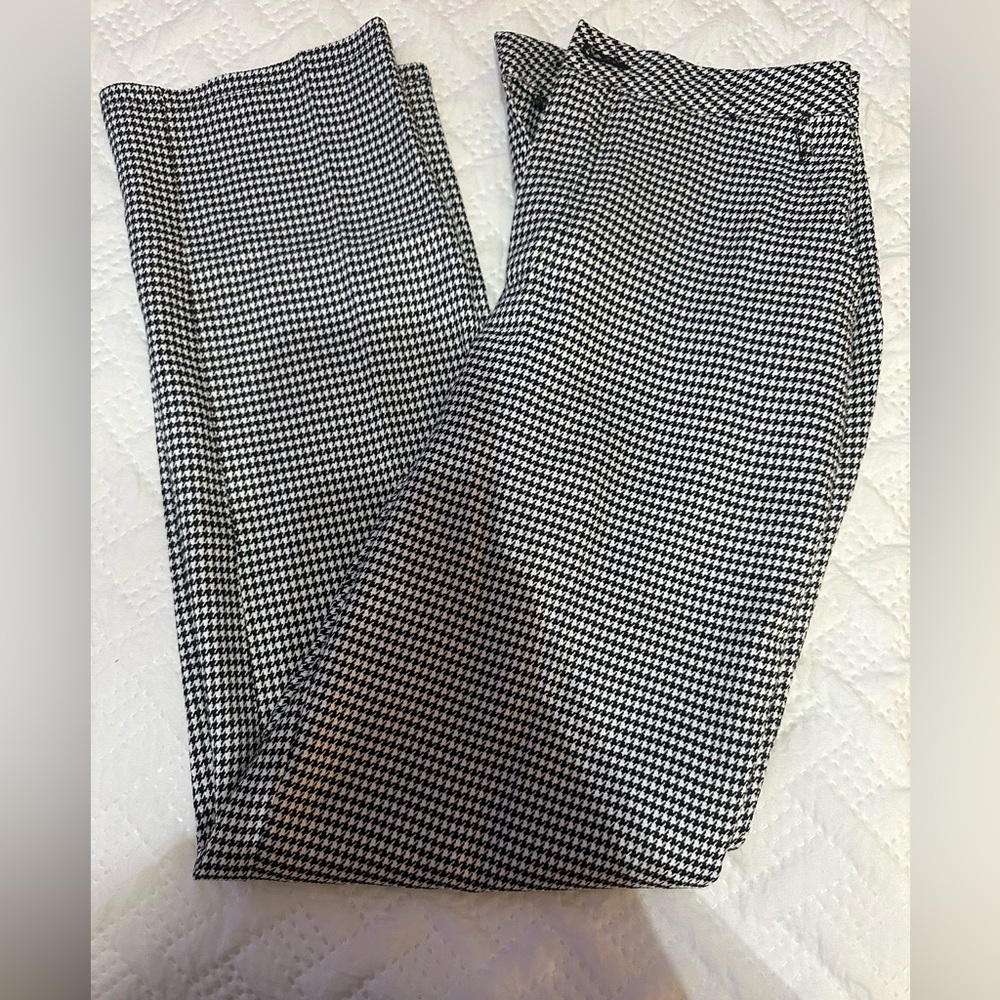 Women’s Black and White Houndstooth Pants
